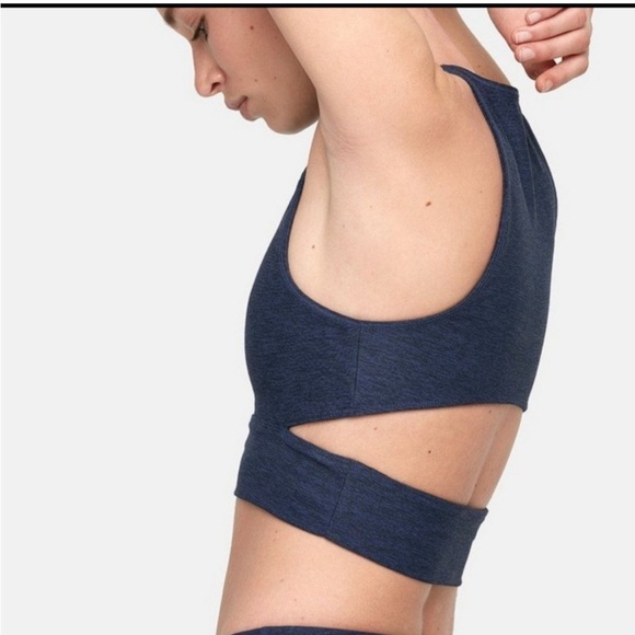 Outdoor Voices Slash Back Cropped Top Bra NWOT small - Picture 1 of 3